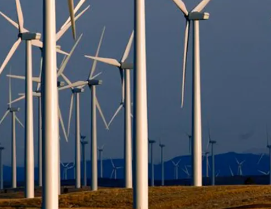Experts Sends Chilling Warning About Renewable Energy