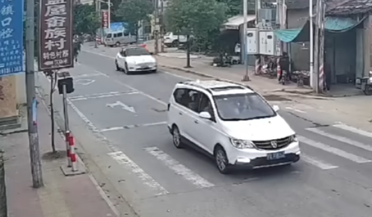 Self-Driving EV Goes on Violent Rampage – 2 Fatally Injured